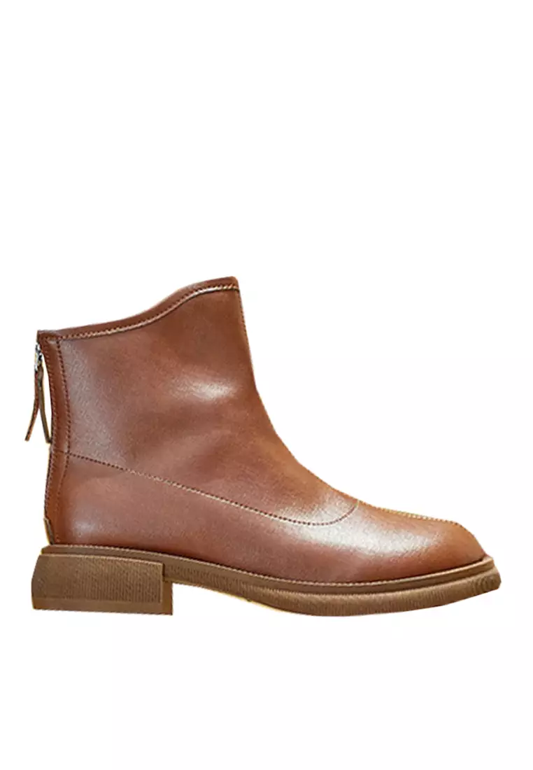 Discount on Twenty Eight Shoes  shoes - SKU: VANSA Fashionable Platform Short Martin Boots VSW-B908