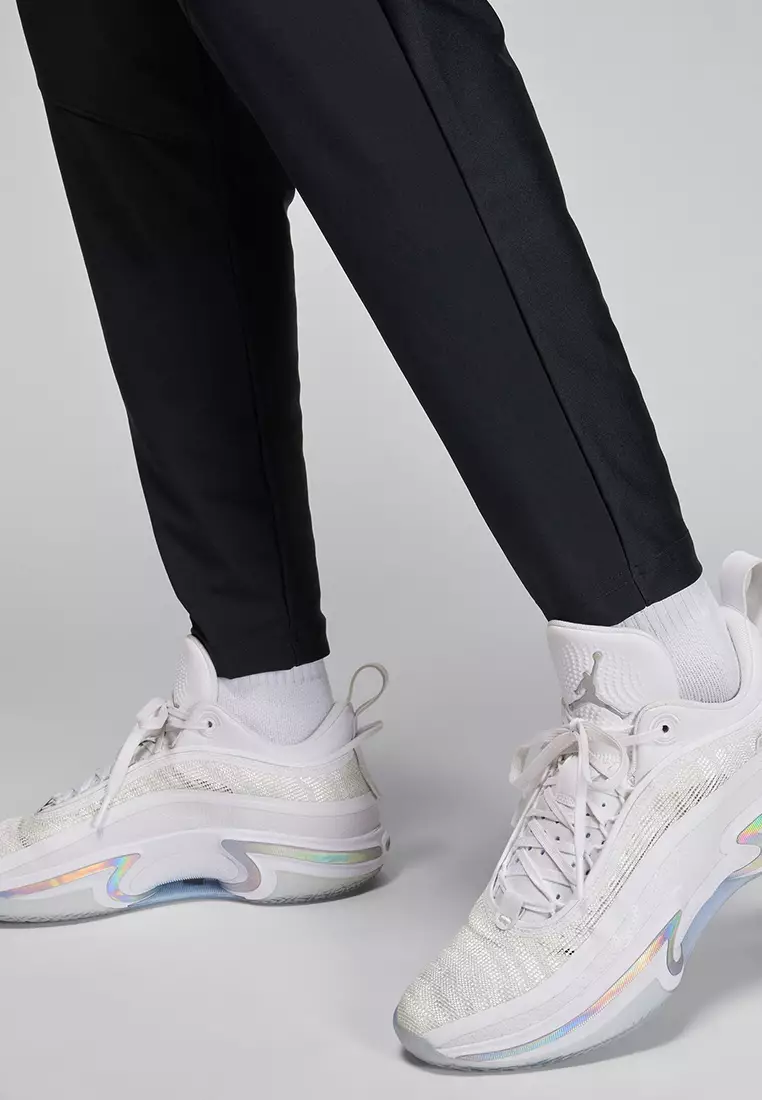 Dri-Fit Sport Woven Pant