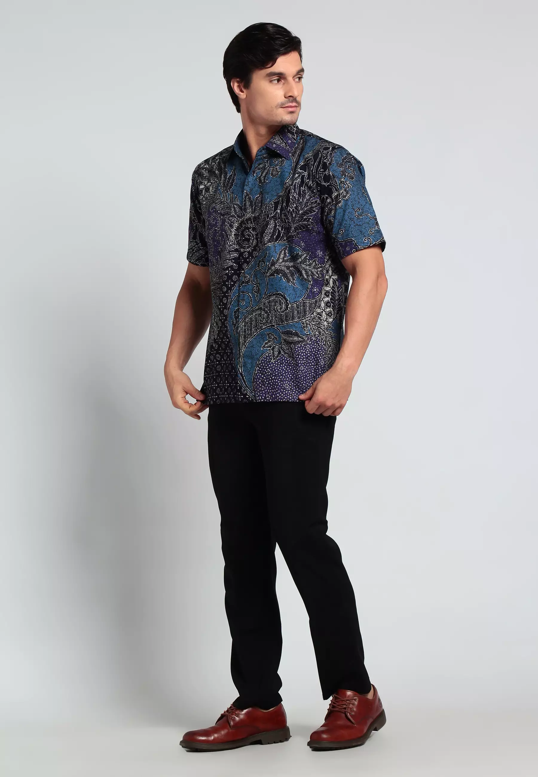 Hem Cycas rumphii Lengan pendek slimfit