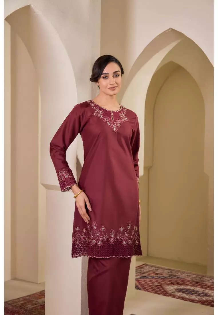 Kurung Moden Sulam Maleeka