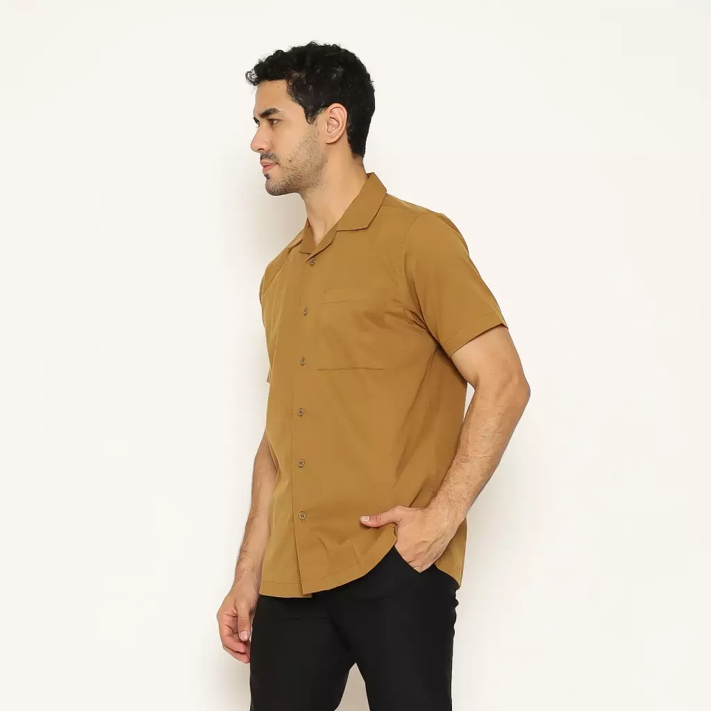 AMK Kemeja Pria Lengan Pendek SHS YUTAKA S/S Brown