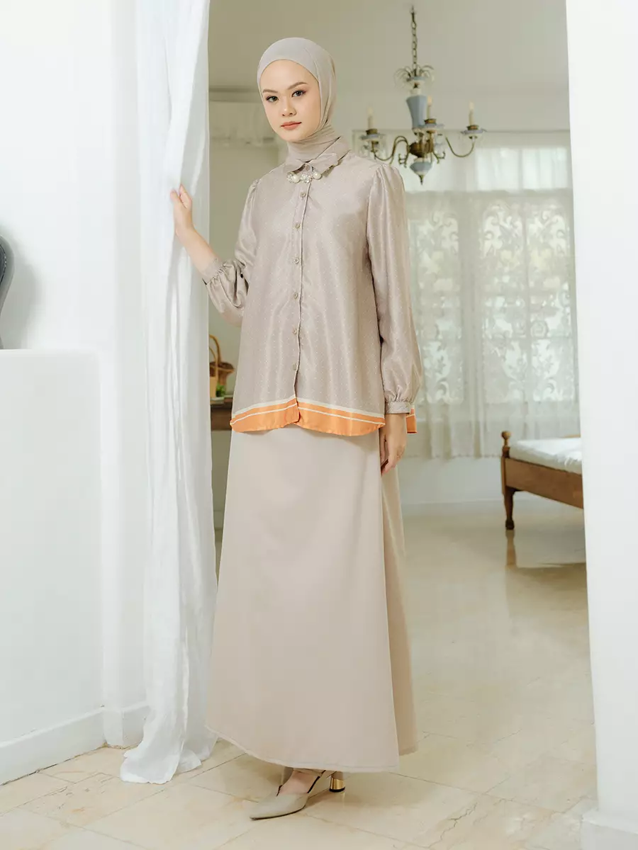 Signature Jenna Blouse