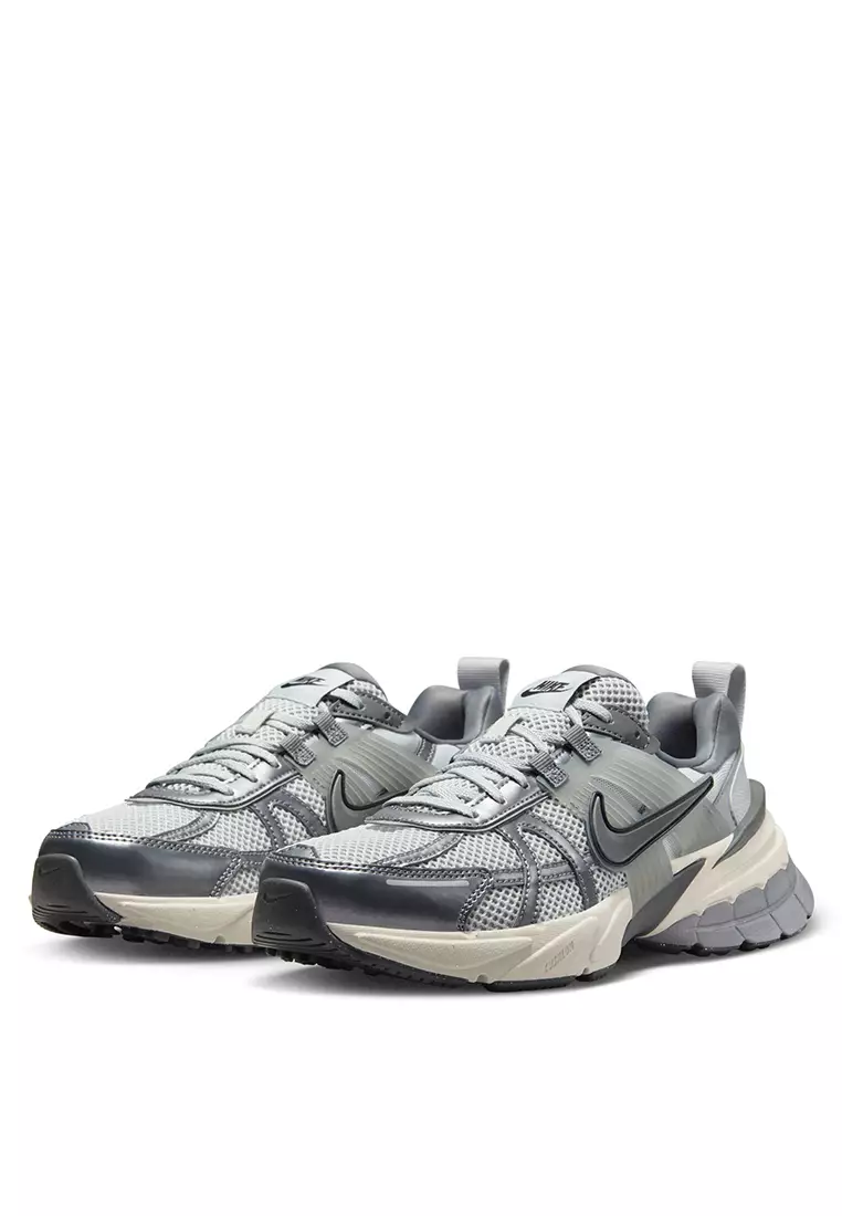 V2K Run Shoes with Reflective Accents