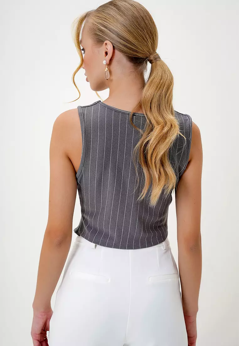 Heart Collar Buttoned Striped Vest