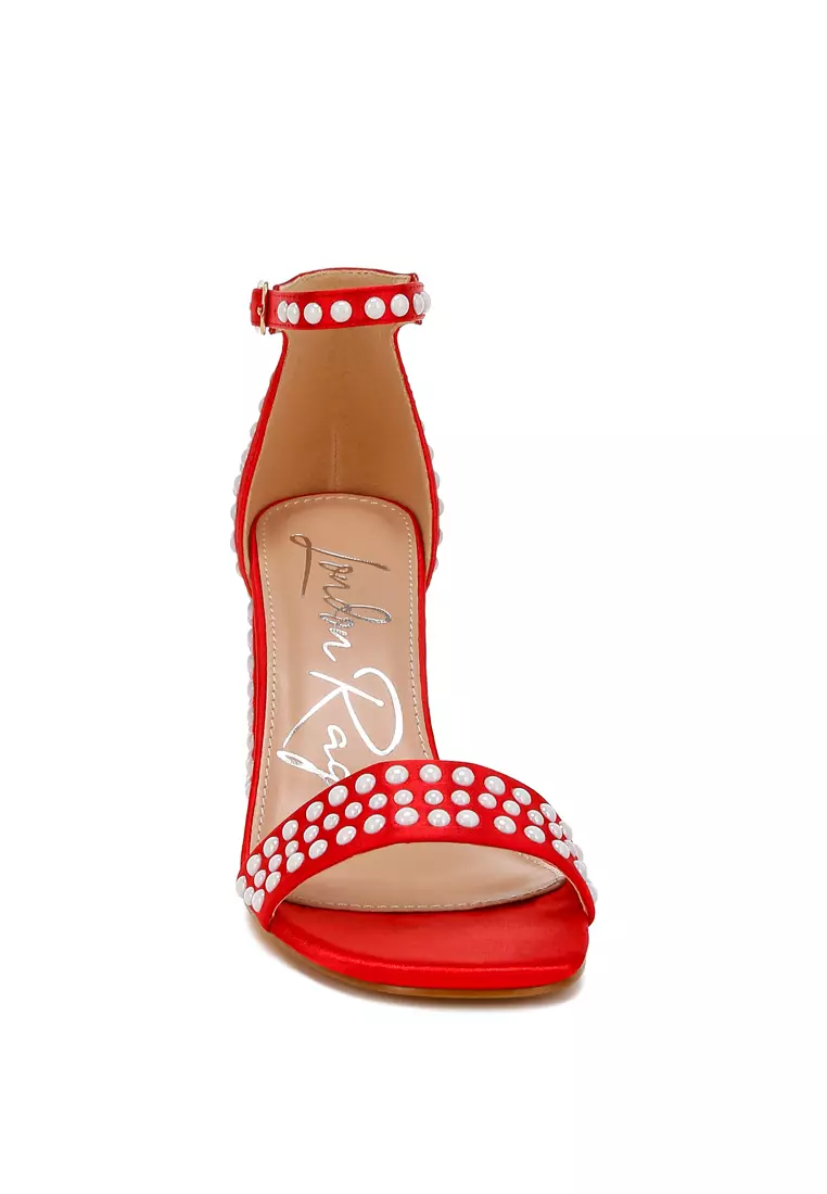 Sandal Satin Berhias Mutiara Warna Merah