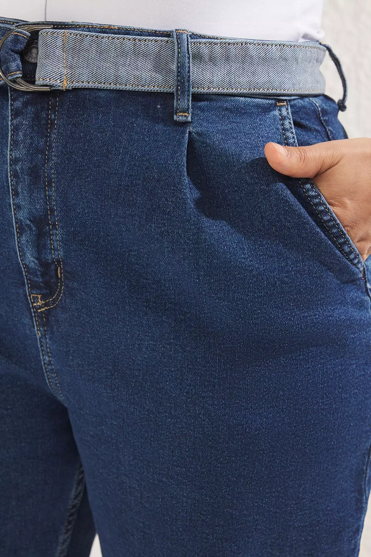 Plus Size Belted Jeans