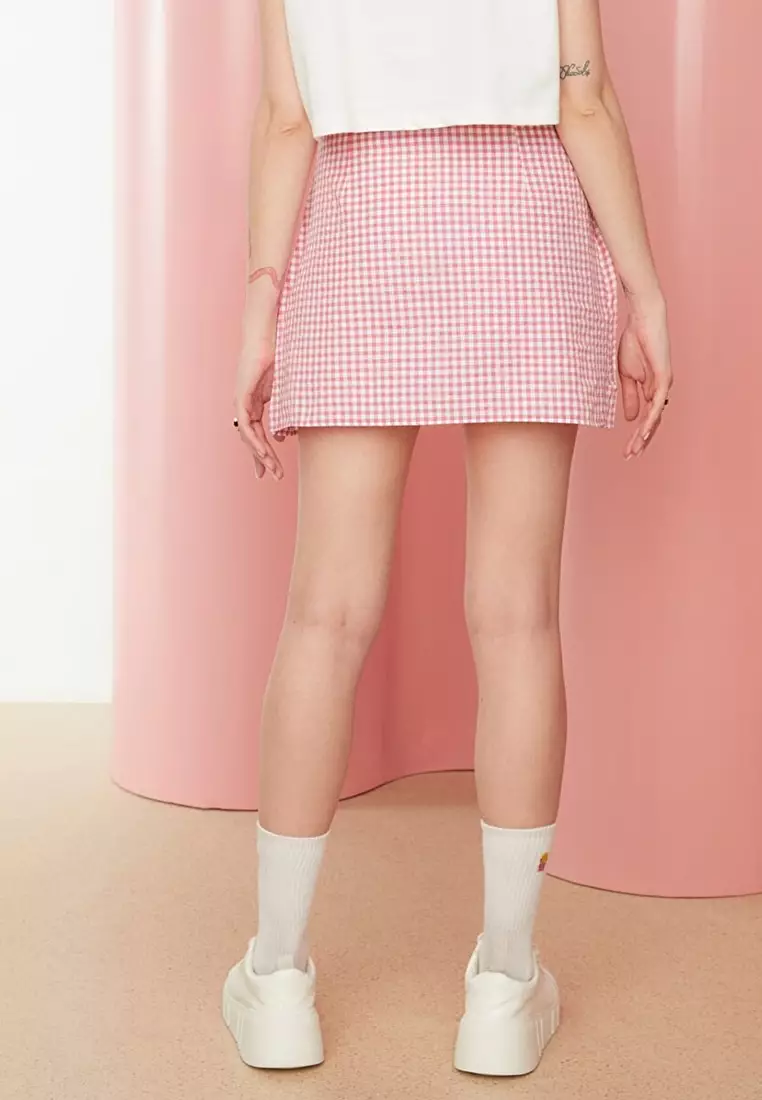 short skirt pink