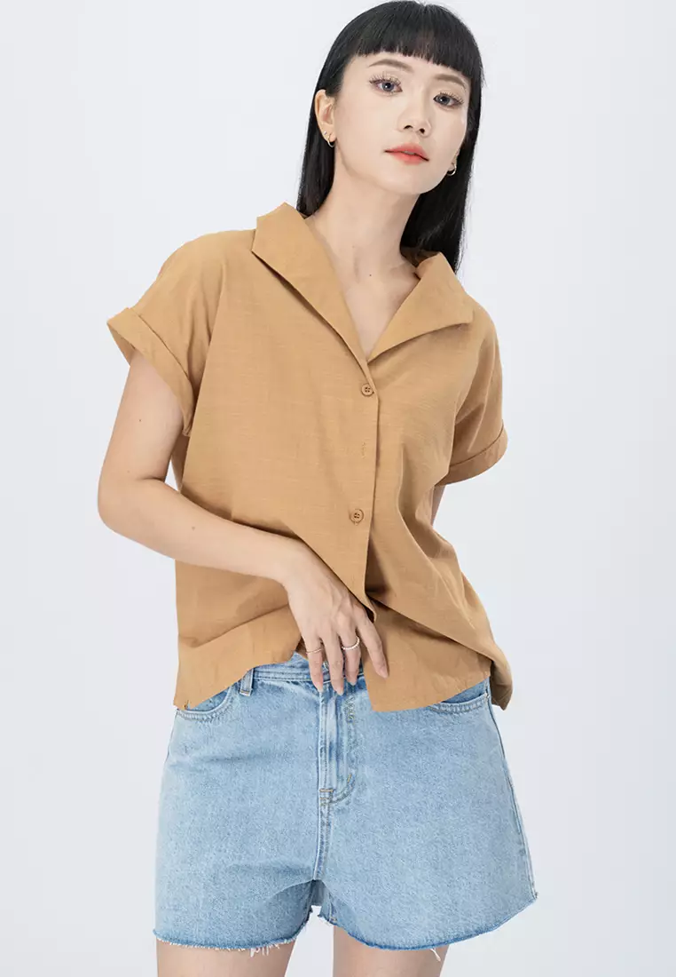 翻领扣式衬衫上衣