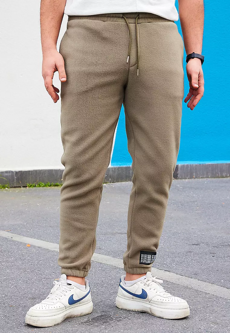 Khaki Regular/Normal Cut Rubber Leg Warm Anti-Pilling Fleece Sweatpants Tmnaw22Ea0438