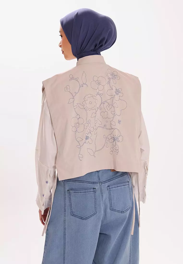 Ria Miranda Pearled Ivory Ruela Vest