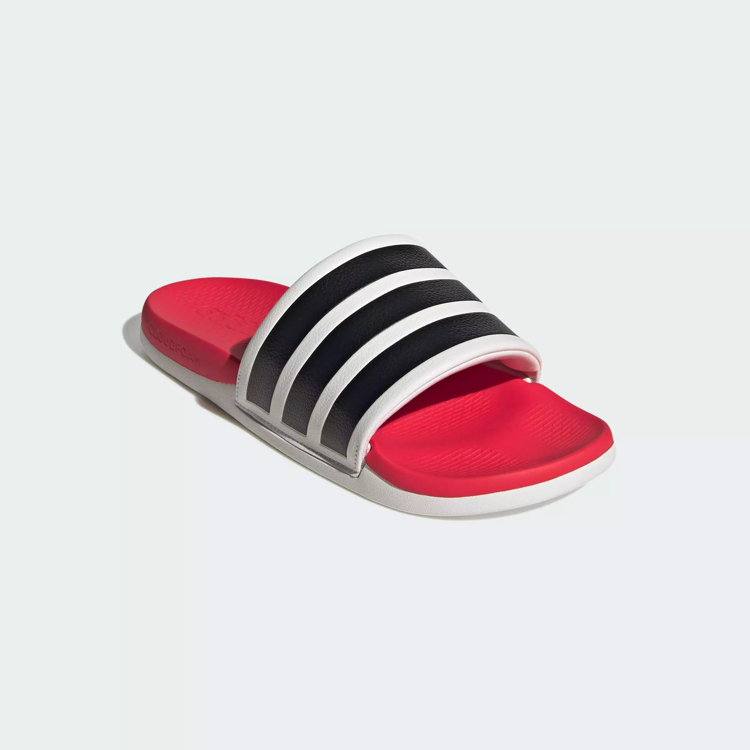 Lifestyle ADILETTE COMFORT 2.0 SLIDES Unisex White HQ2473