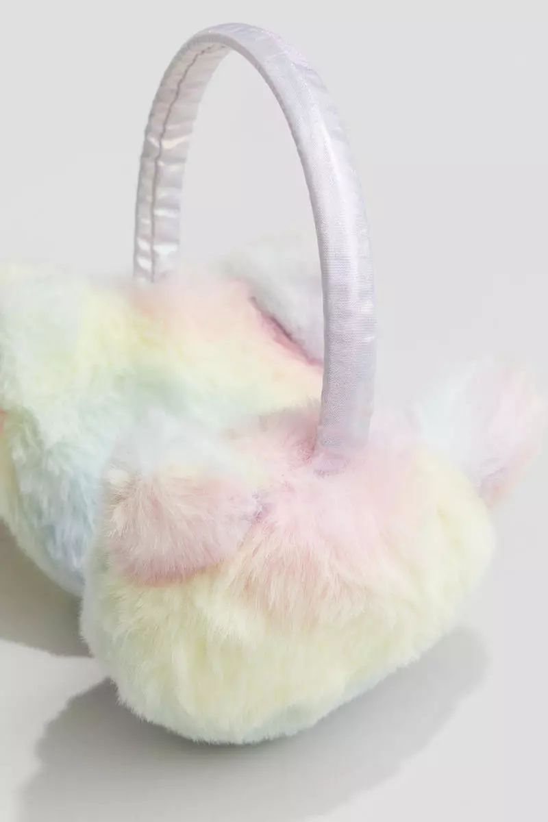 Fluffy earmuffs