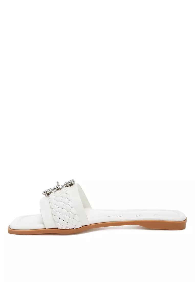 Sandal Datar Diamante Warna Putih