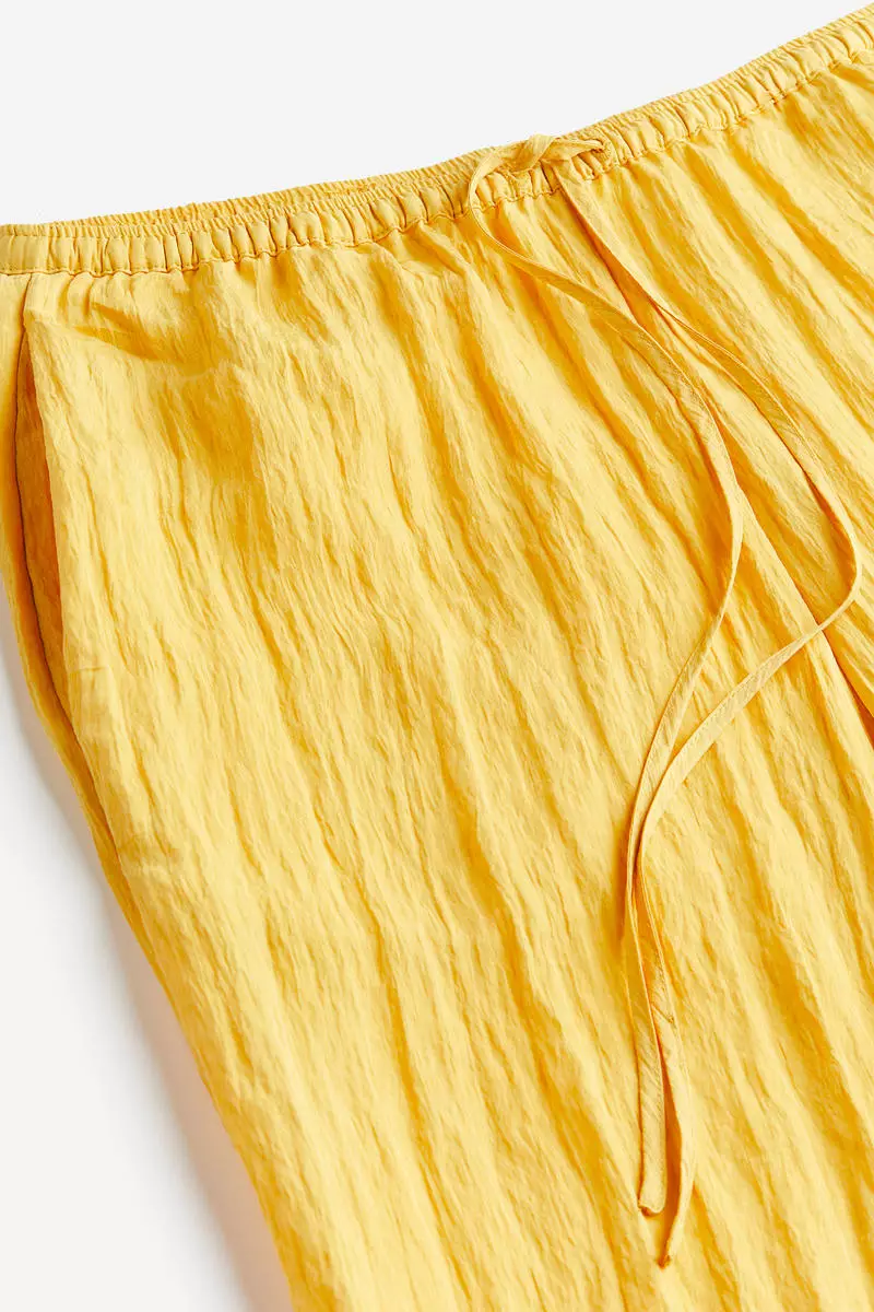 Pull-on trousers