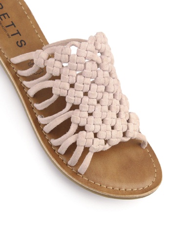 betts tan sandals