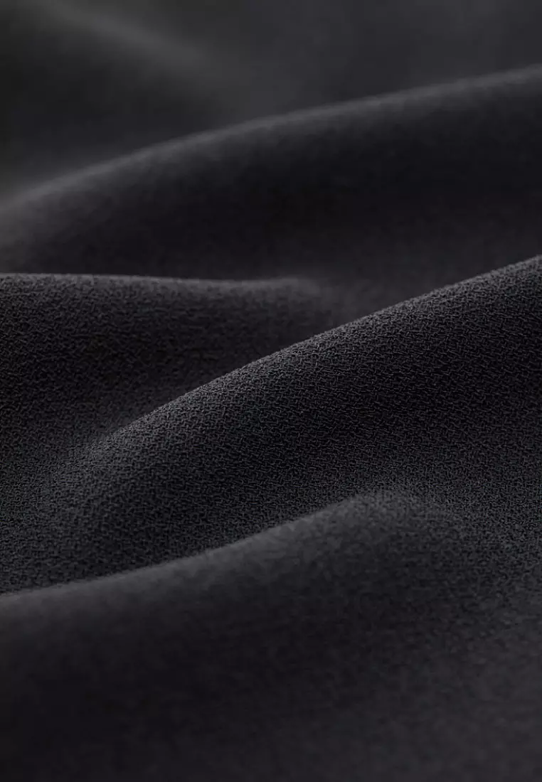 Black Front Knot Slim-Fit Dress