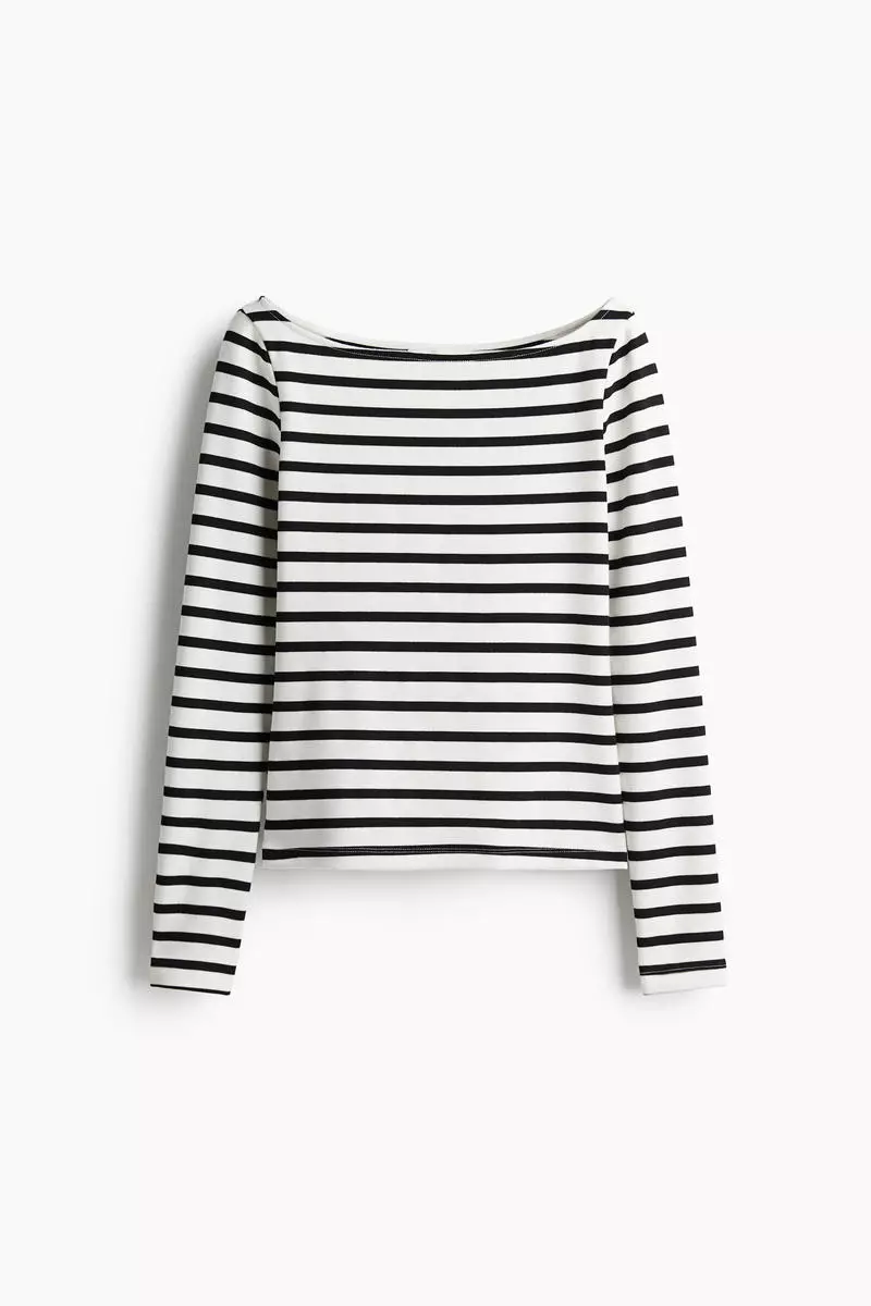 Boat-neck top