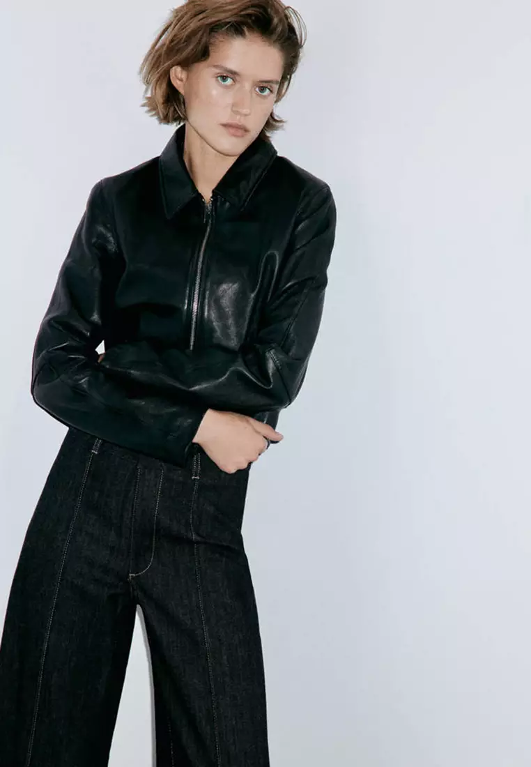 High-Waisted Wide Leg Jeans With Stitching