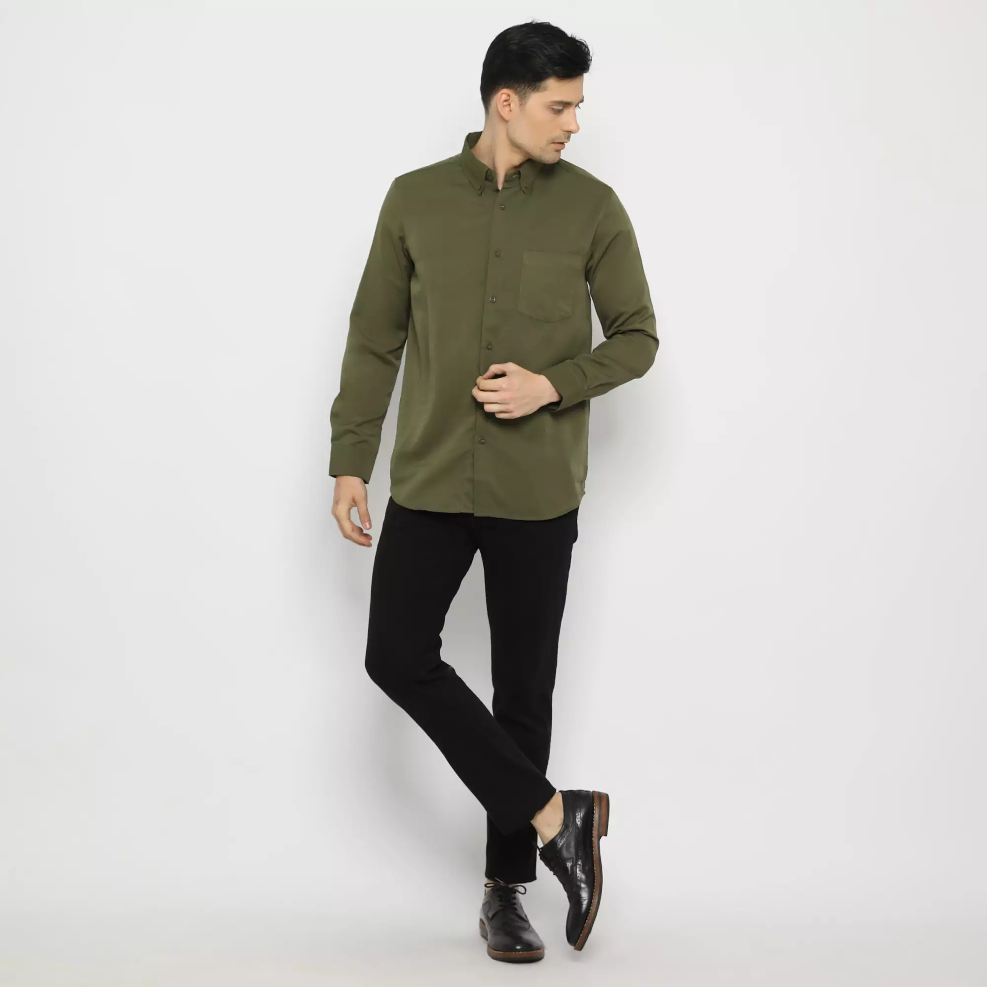 Platini Kemeja Pria Polos Lengan Panjang Hijau Olive Polinosic 66237