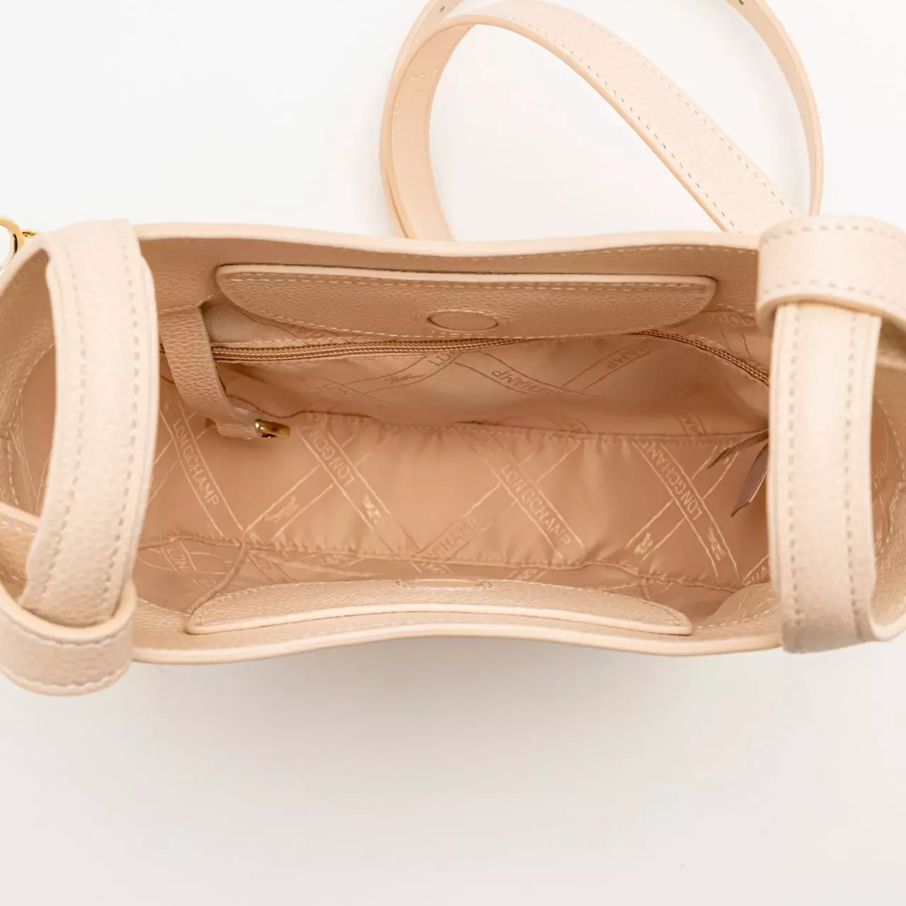 Le Foulonné Small Grained Crossbody Bag Cream