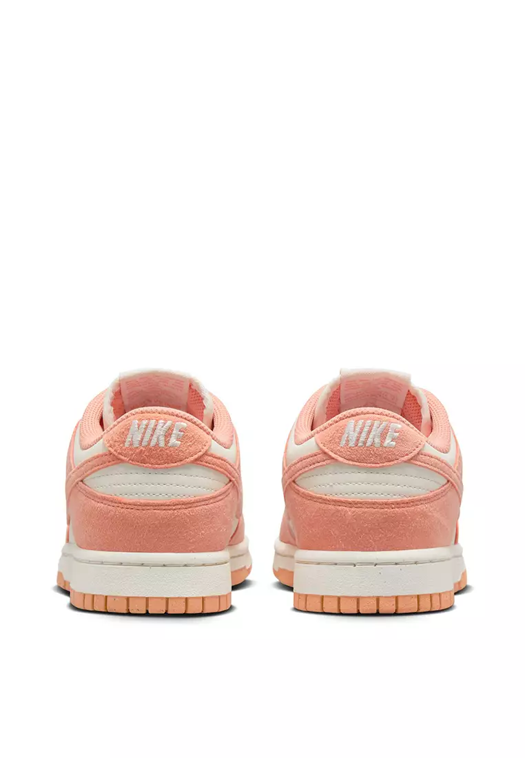 Dunk Low Women's Shoes