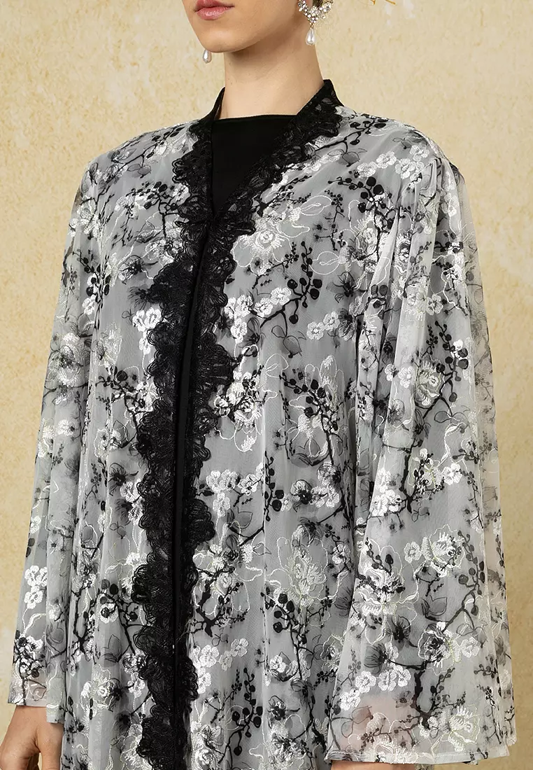 Ilayana Lace Kebaya With Inner Dress