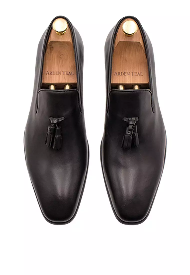Polvorines Black Wholecut Tassel Loafer