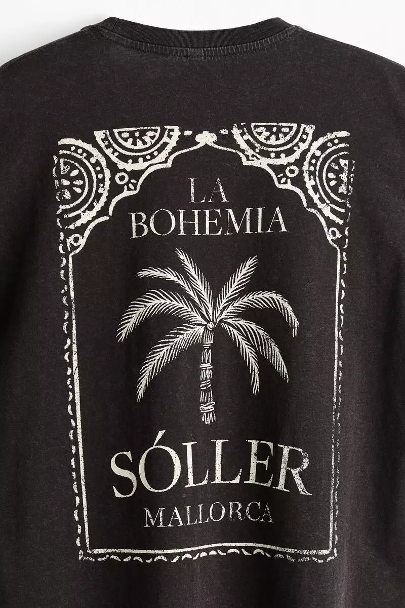 Oversized printed T-shirt
