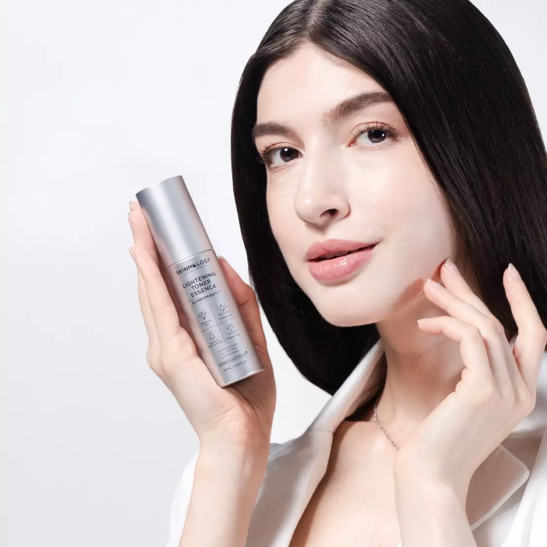 Skinmology Lightening Toner Essence (60ml)