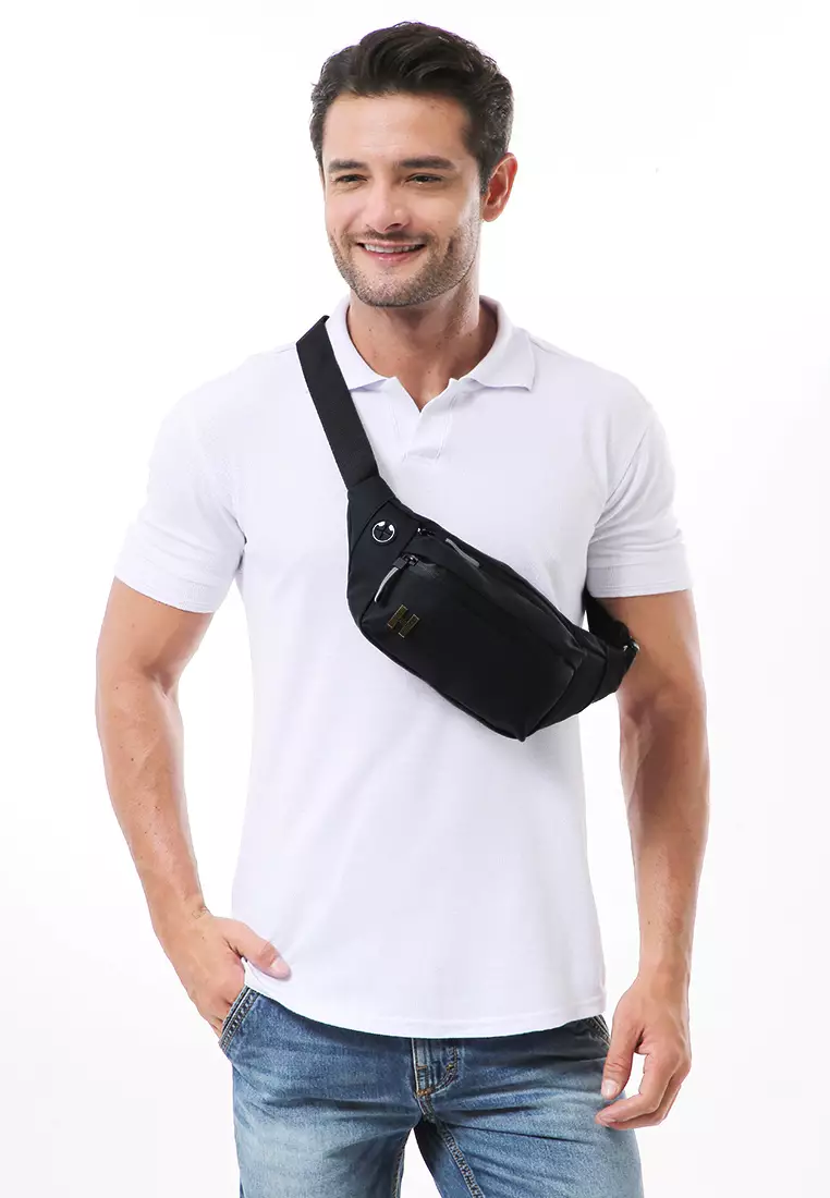Roger Tas Selempang Pria Tahan Air Waistbag with Hole for Earphone Material Oxford ORIGINAL - Black