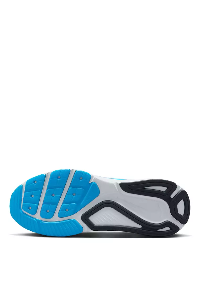 Nike Structure 26