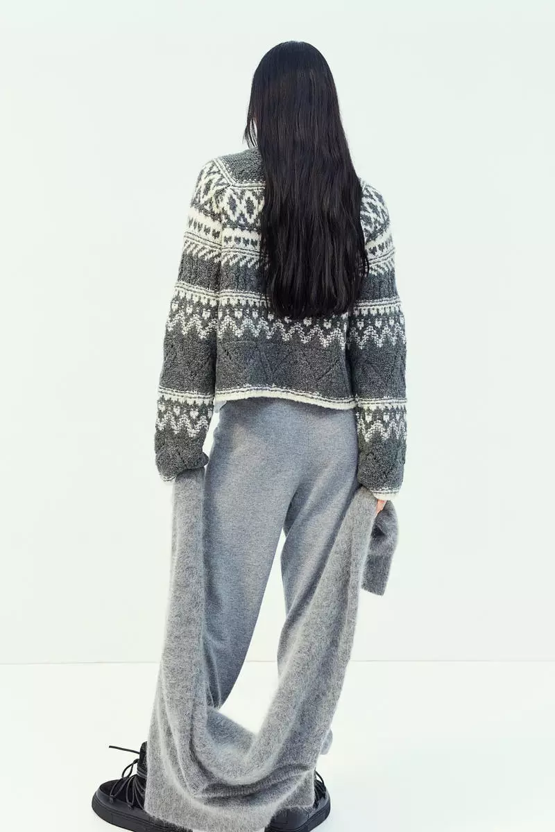 Jacquard-knit jumper