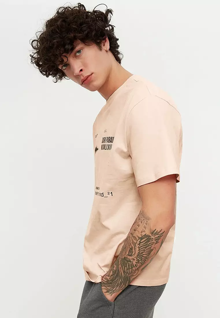 Relaxed/Comfortable cut, Crew Neck Text Printed T-Shirt