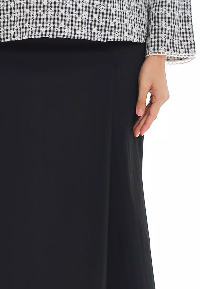 Forest Baju Kurung Perempuan - 885146-01Black