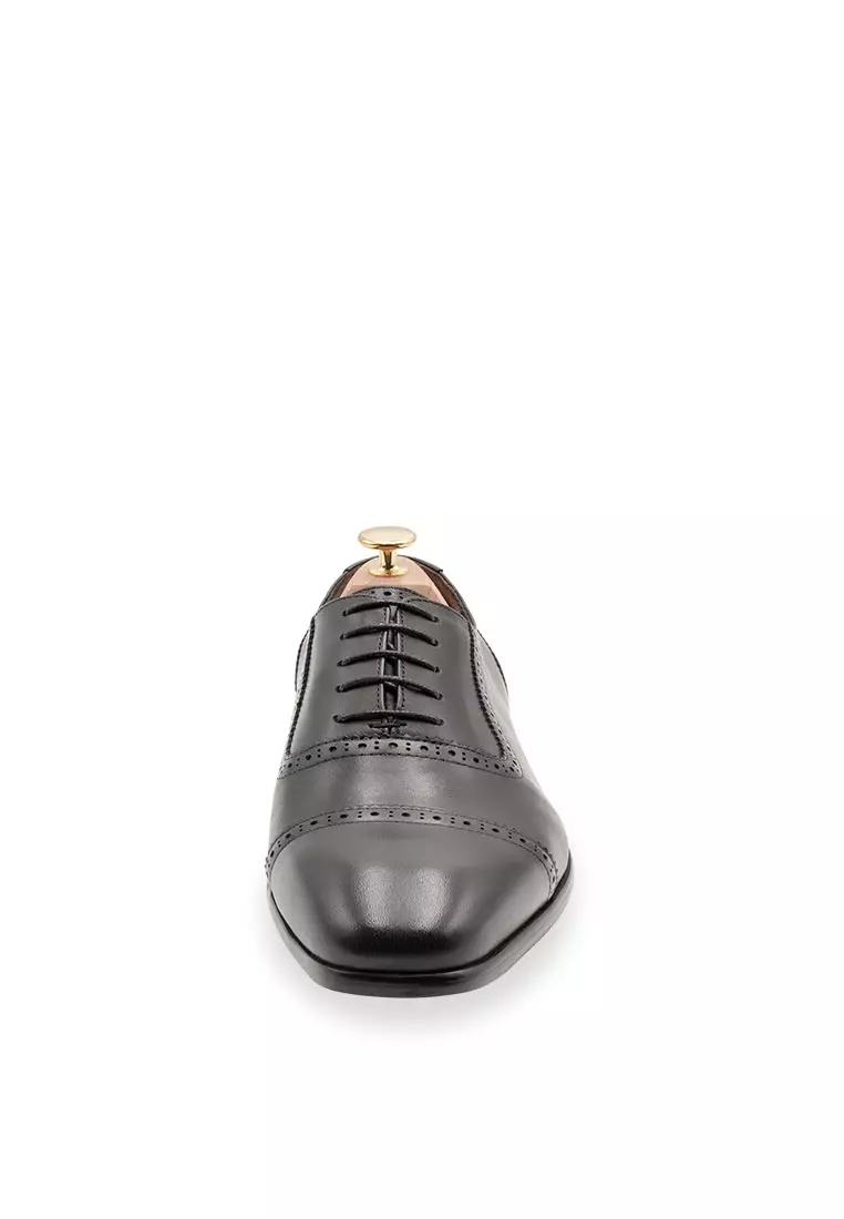 Tartagal Straight Cap Black Oxford