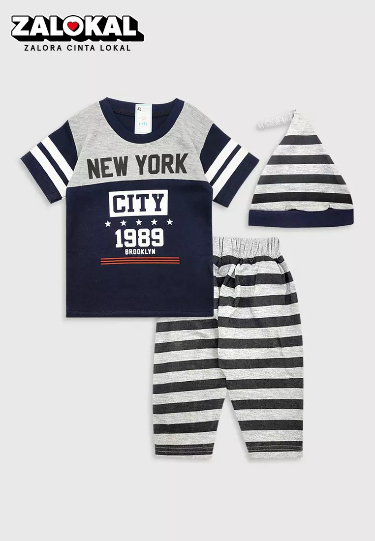 Wakakids Baju Bayi Anak Laki Laki Lengan Pendek Motif New York Setelan Celana 3/4 Dengan Topi Usia 12 Bulan Hingga 18 Bulan 3005 Navy