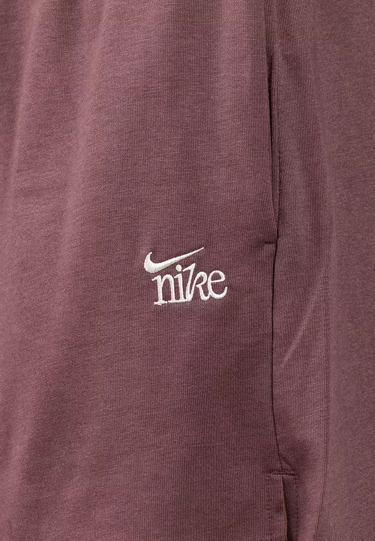 Sportswear Chill Knit High-Waisted Lightweight Shorts