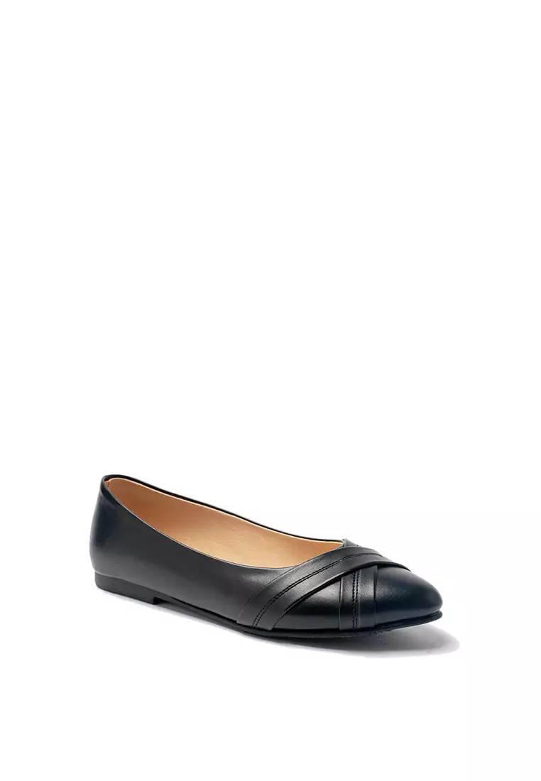 Discount on Zanea Shoes  shoes - SKU: Ballet Flats With X-Stap