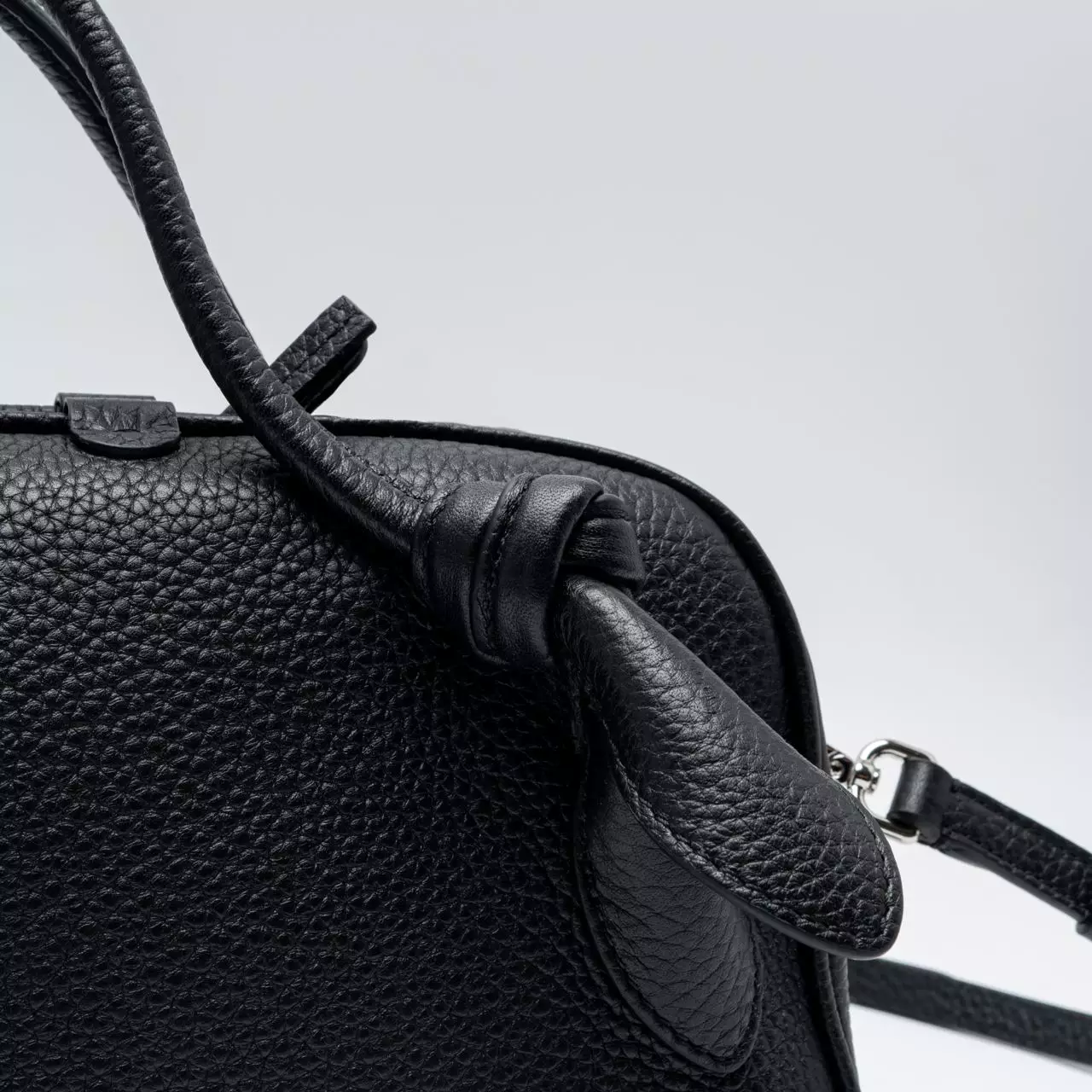 Le Turismo Grained Small Soft Bowling Bag Black