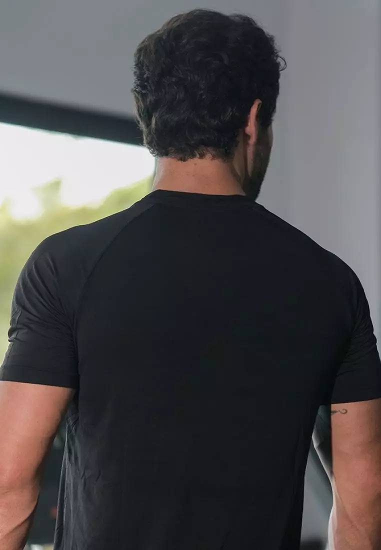 Fitwear - Kaos Olahraga Running Pria JOSEPH REFLECTIVE STRIPE - BLACK PLAIN