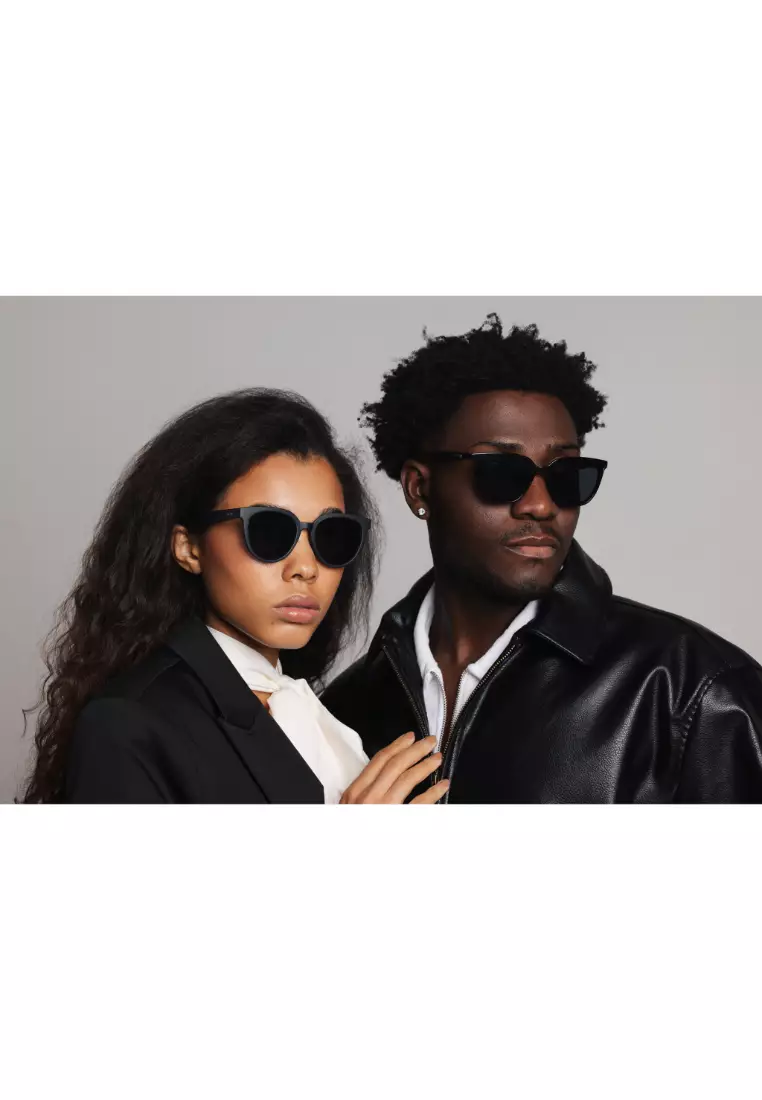 Stylish & Trendy Unisex Sunglasses Crafted with Premium Tri Acetate Cellulose (TAC) 0.74MM Polarized Lenses