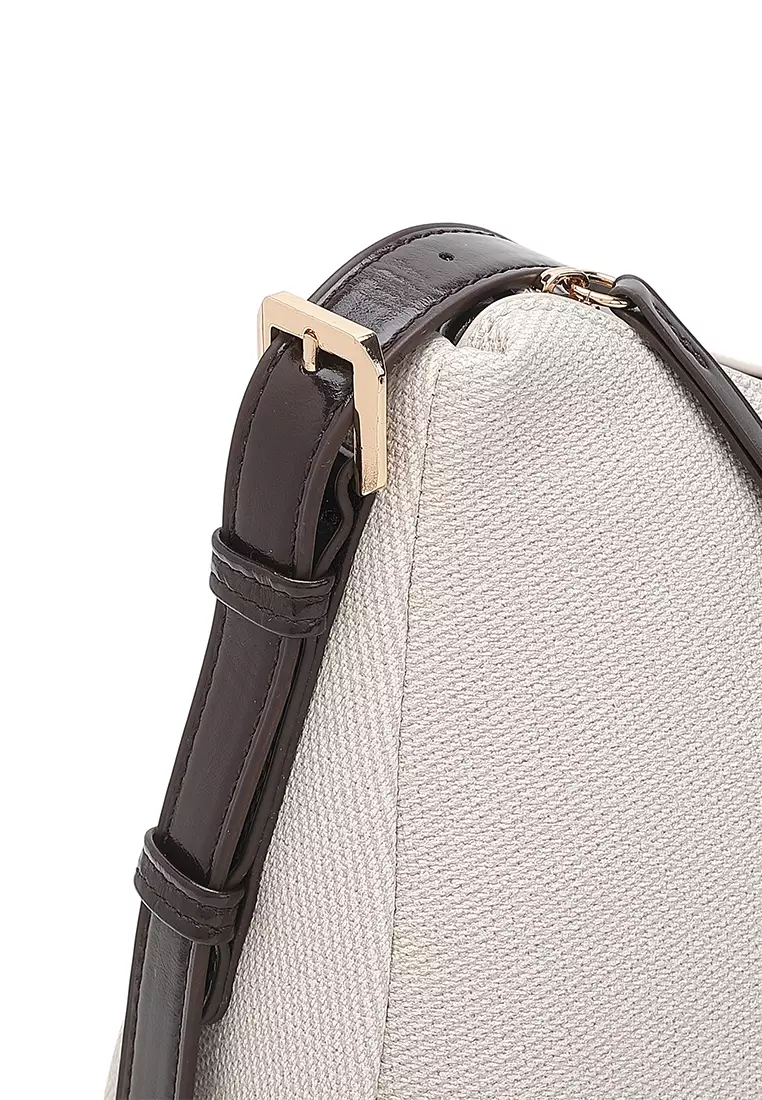 Women's Sling Bag / Crossbody Bag / Shoulder Bag - Beige