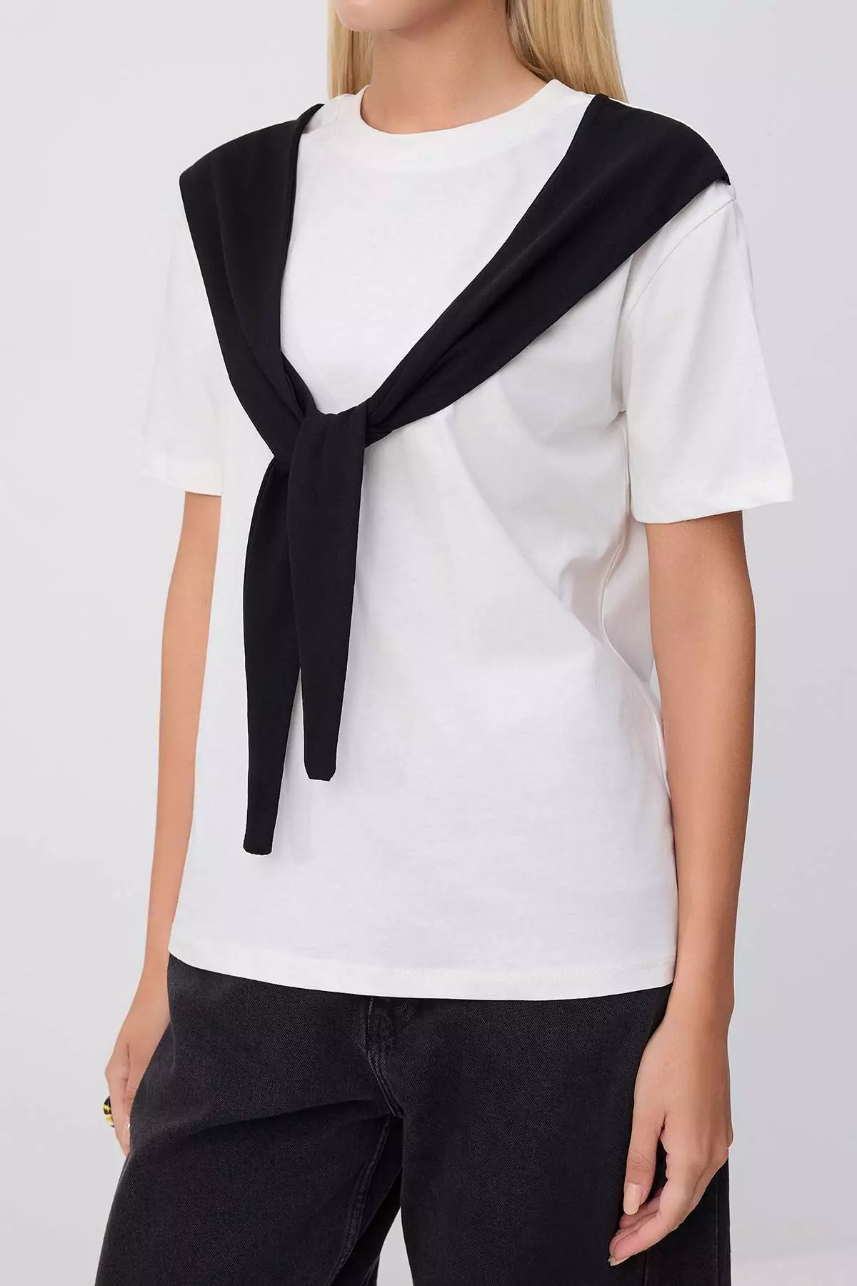 Ecru Oversize/Wide Fit Short Sleeve Tie Detail Long Soft Knitted T-Shirt Twoss26Ts00269