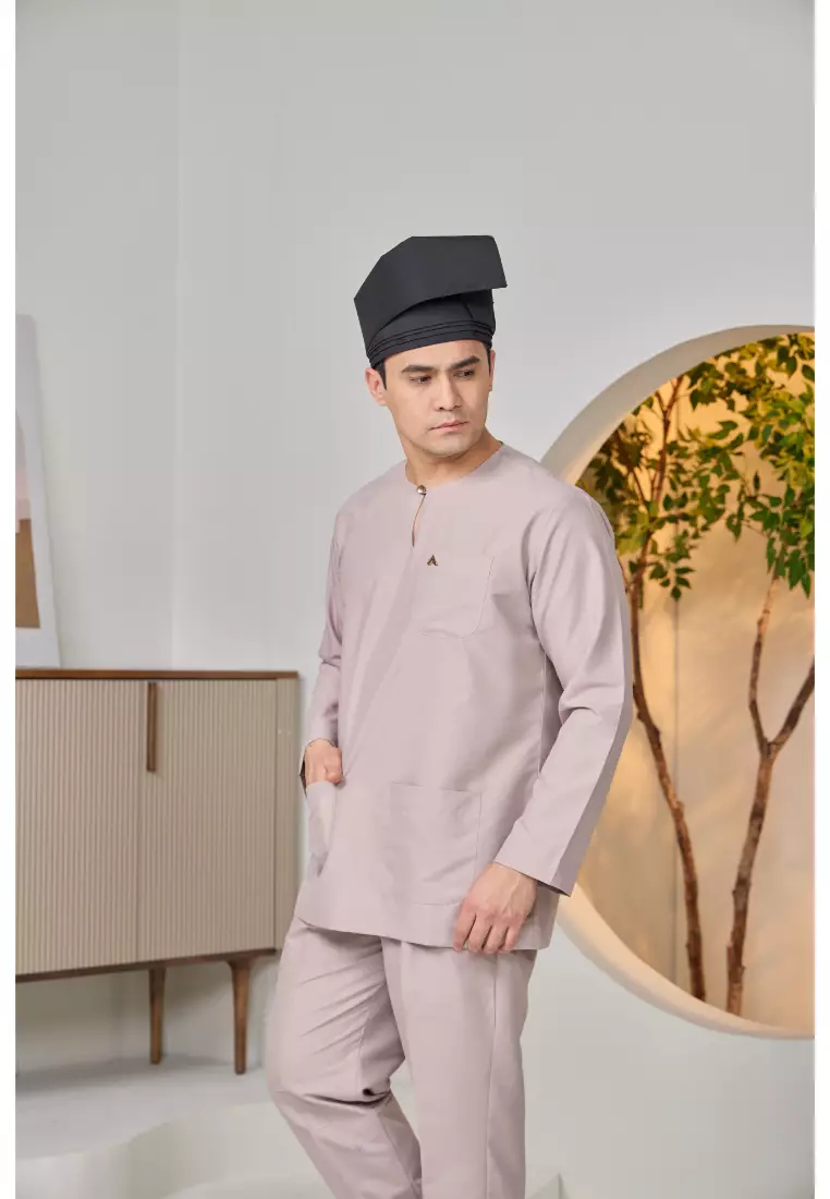 Baju Melayu Teluk Belanga