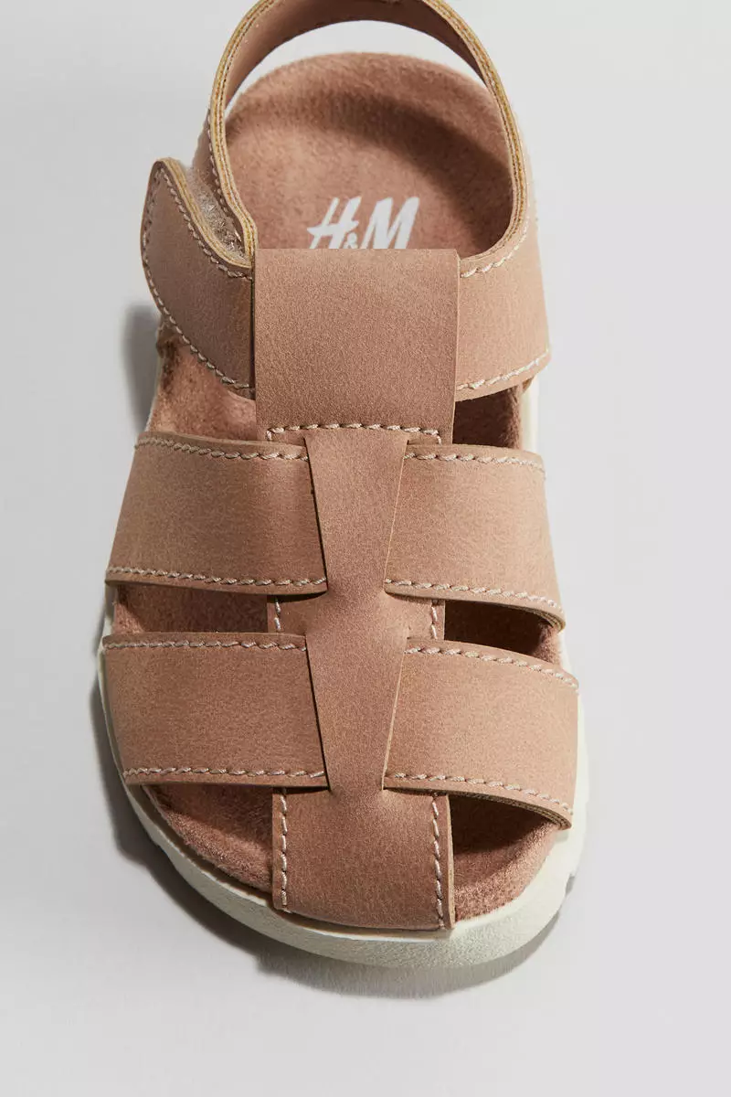 Fisherman sandals