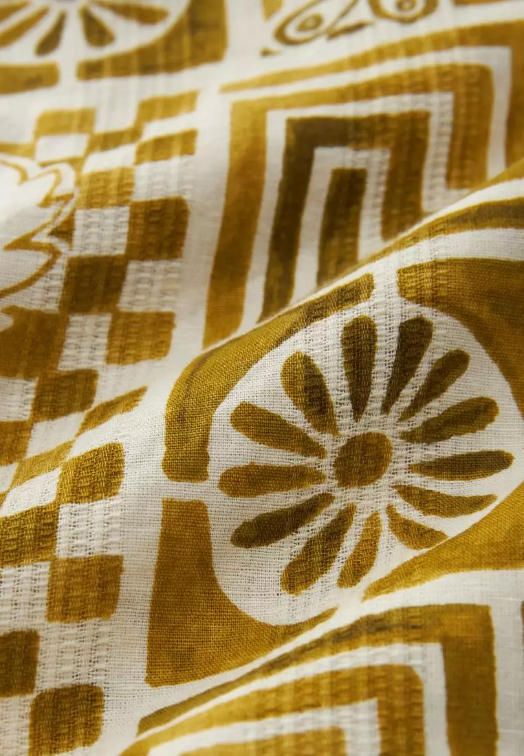 Linen Blend V-Neck Top