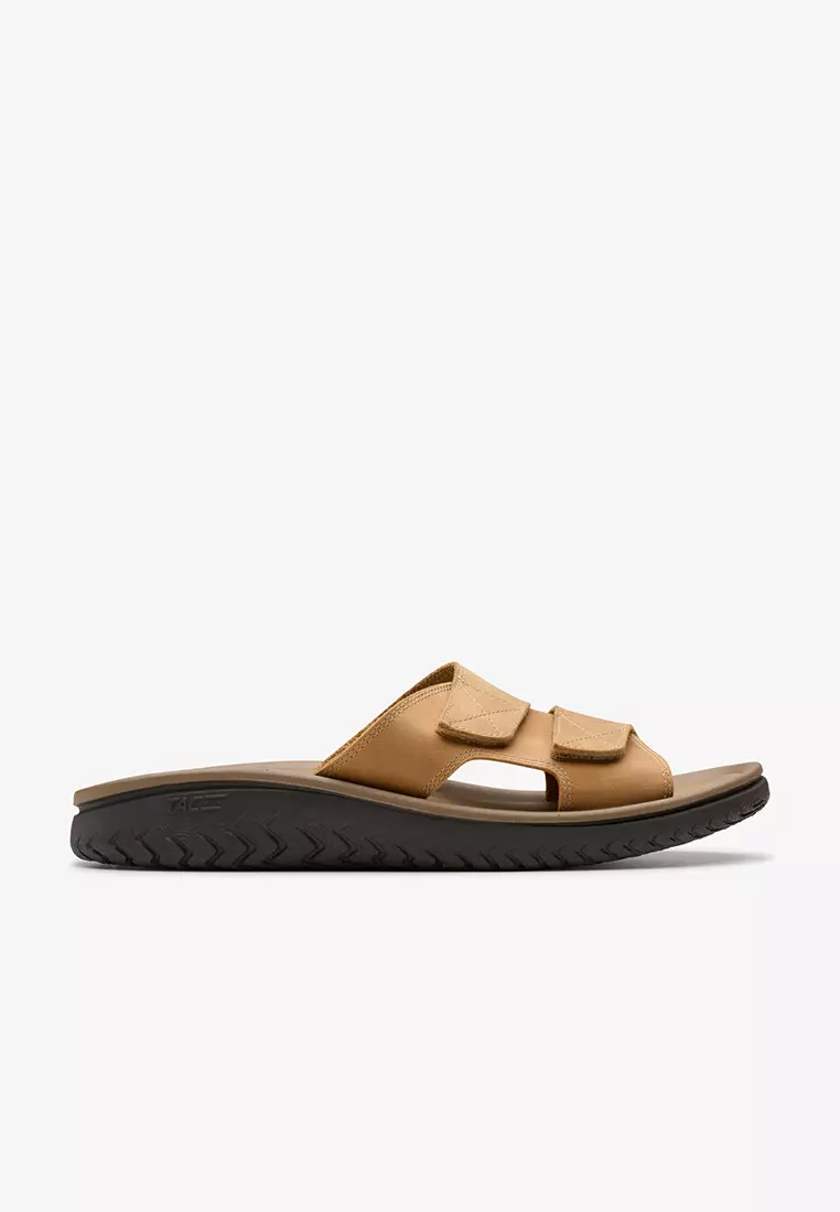 Discount on Clarks  shoes - SKU: Wesley Strap Sandal Tan