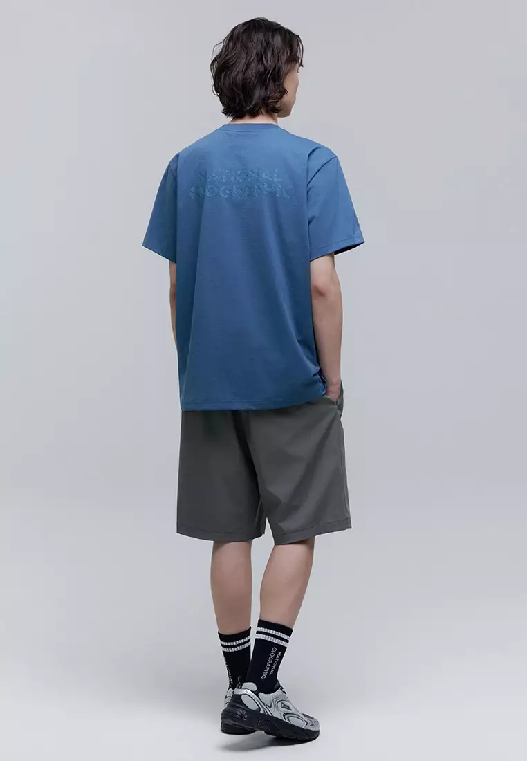 [ナショナルジオ] TORQUATUS SMALL LOGO SHORT SLEEVE T-SHIRT Unisex TORQUATUS Small LOGO Graphic Short Sleeve Tee