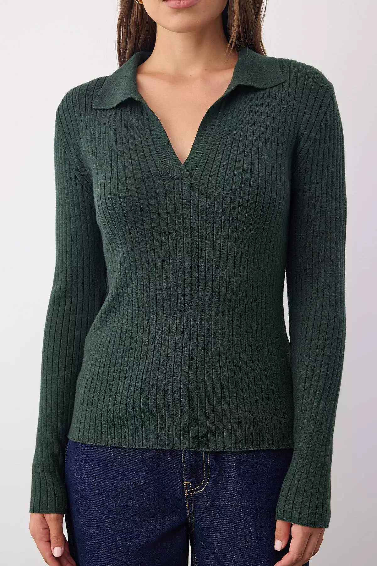 Wardrobe Essentials Emerald Green Premium Yarn Polo Neck Ribbed Knit Sweater | Twoaw26Kz00077
