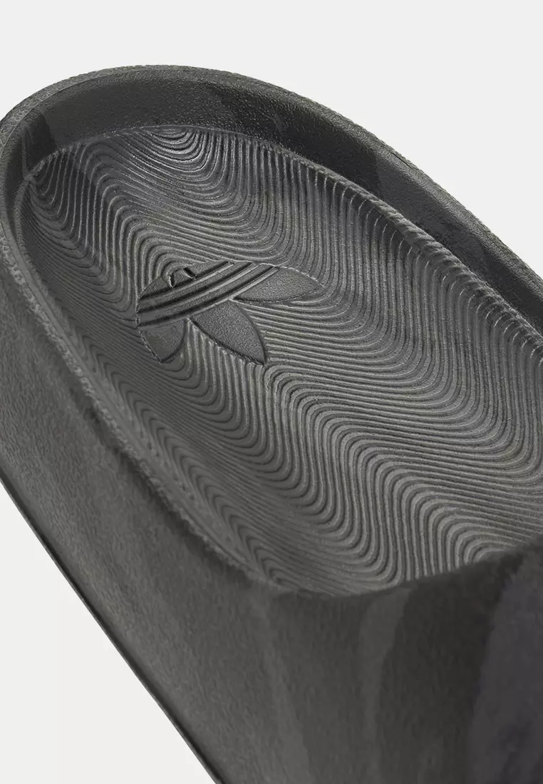 Lifestyle ADILETTE 00s SLIDES Men Grey KK4958